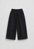 black balloon jeans