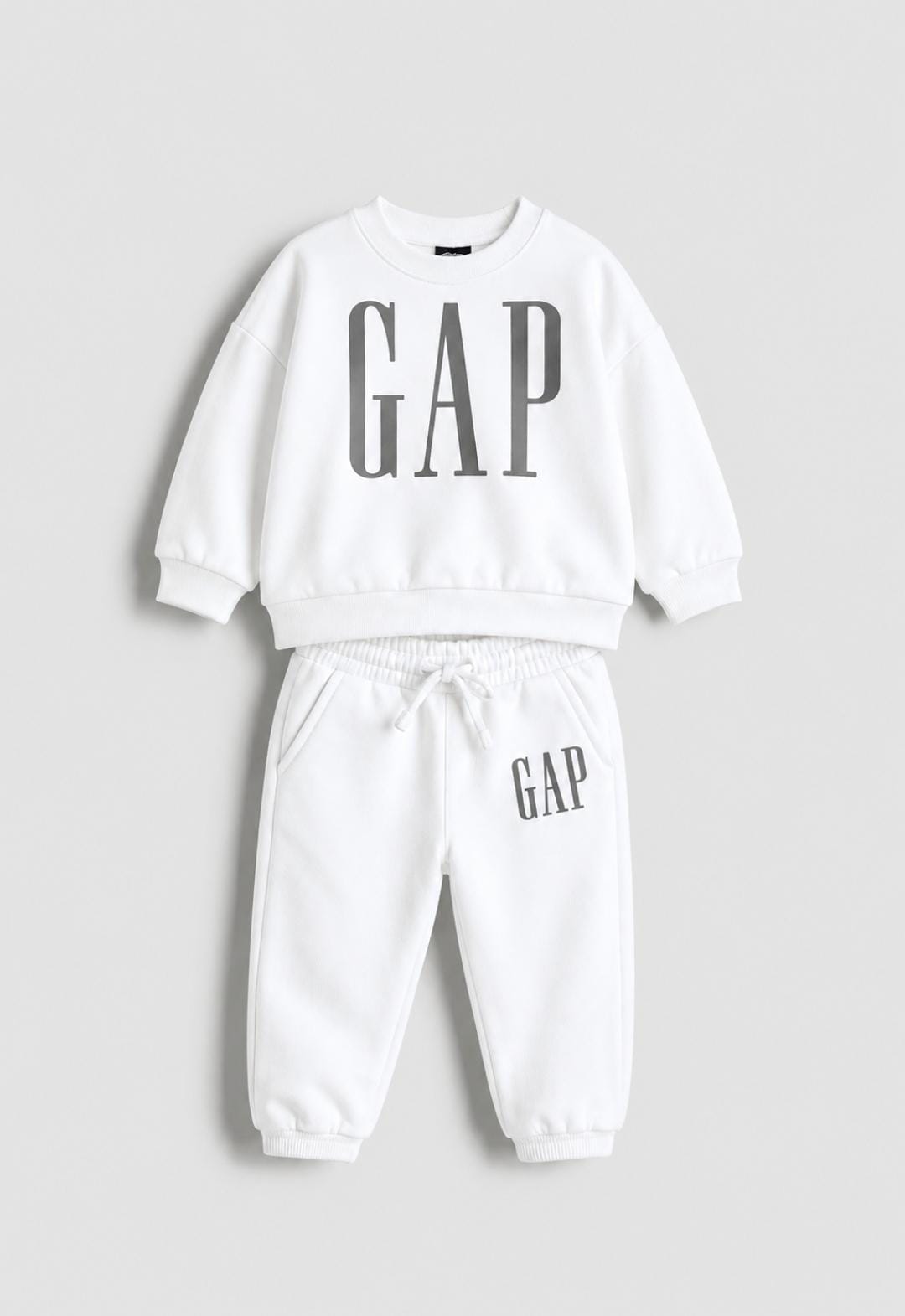 Gap tracksuit set