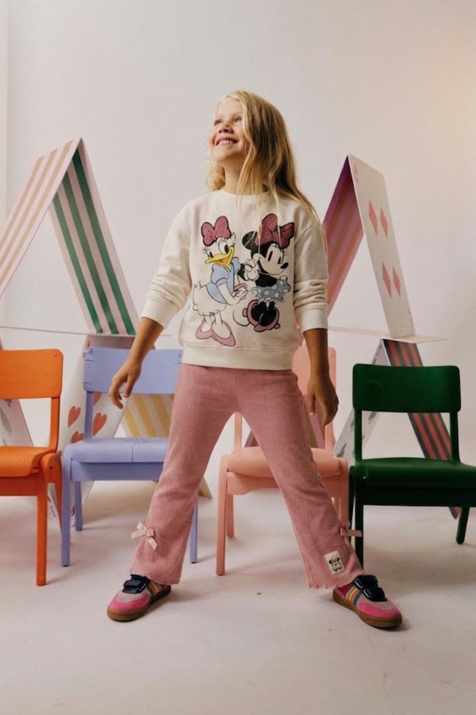 Girls Daisy & Minnie Mouse white Sweatshirt & Pink Ribbed Flare Pants Set